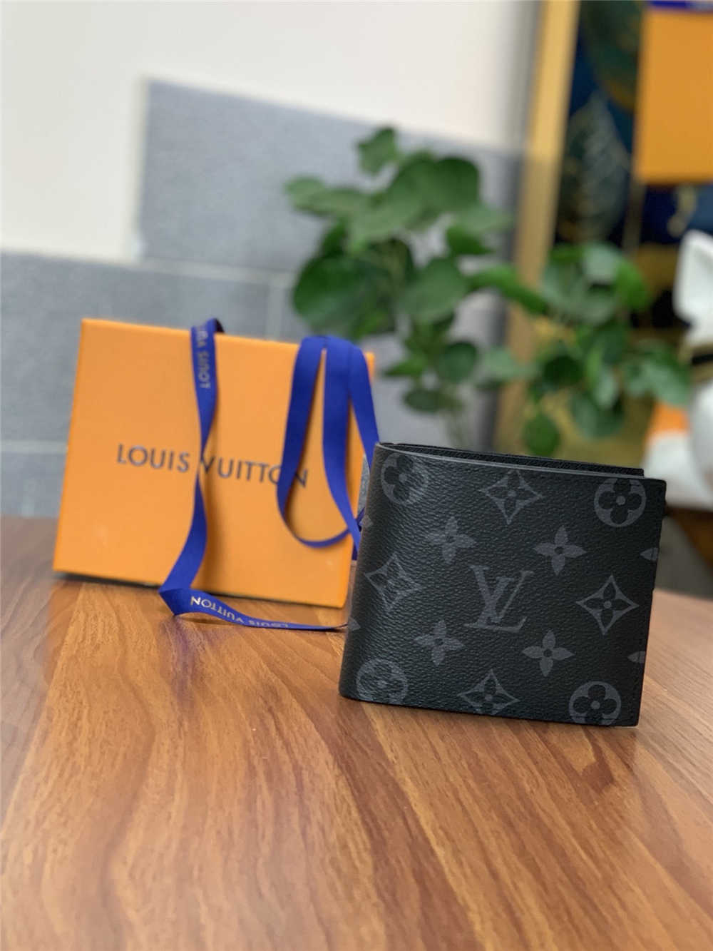 Louis Vuitton wallet M62288  2025 new 